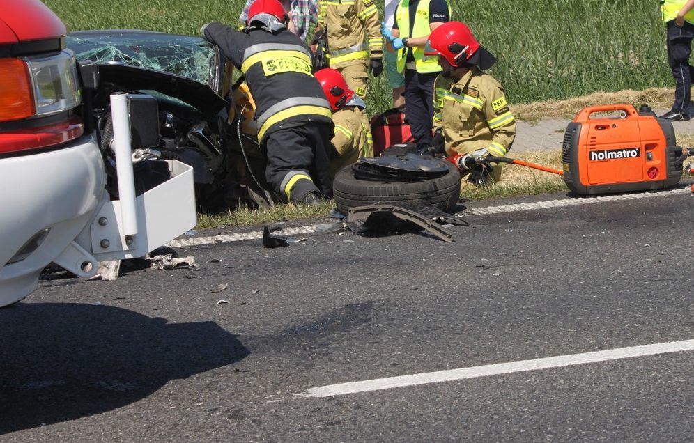 Wypadek na drodze krajowej w Brzeziu