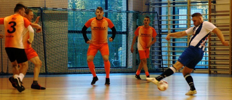 Futsal Liga Gołuchów zainaugurowana - Zdjęcie główne