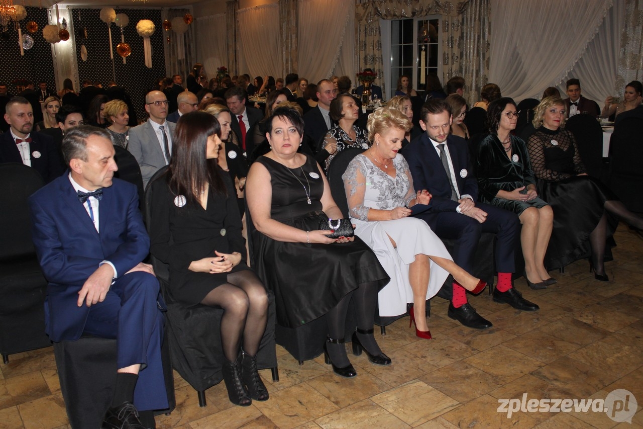 Pleszew. LO. Studniówka 2019 - Zdjęcie główne