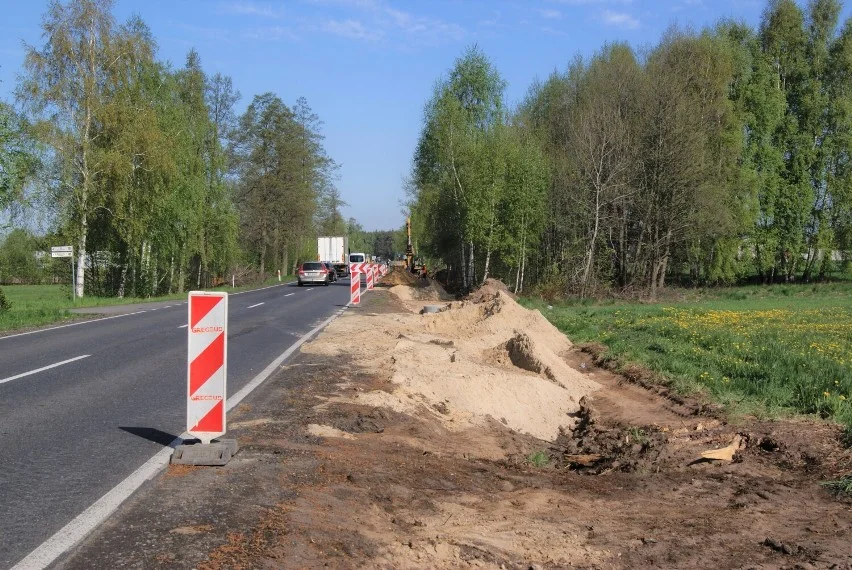 Połączą ścieżką rowerową dwie największe miejscowości [ZDJĘCIA] - Zdjęcie główne