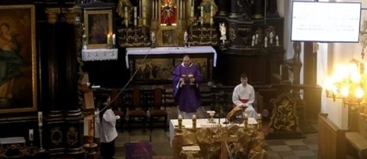 Powiat pleszewski. Chcesz zobaczyć mszę? Kolejne nasze parafie transmitują ją przez internet [WIDEO] - Zdjęcie główne