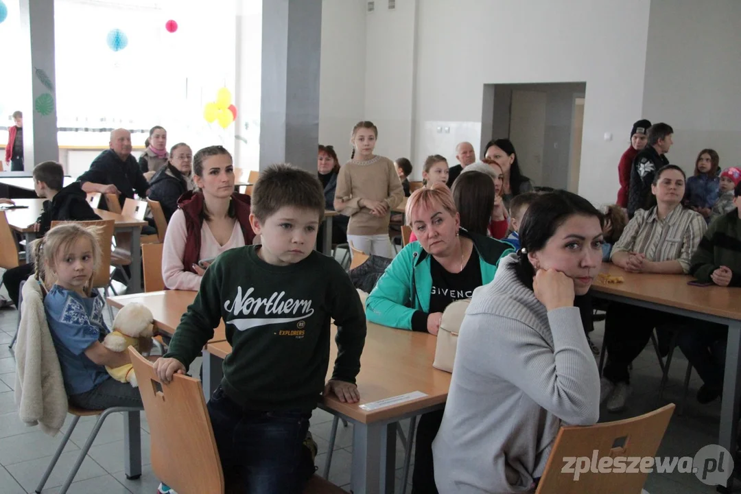 Uchodźcy z Ukrainy znaleźli schronienie w OHP. „Będzie czas, że spotkamy się na Ukrainie, świętując Wasze zwycięstwo” [ZDJĘCIA] - Zdjęcie główne