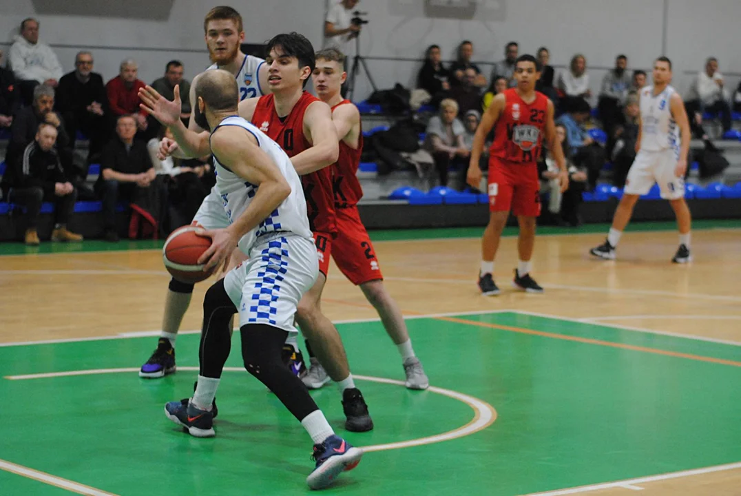 Kosz Kompaktowy Pleszew - WKK II Wrocław 106:67