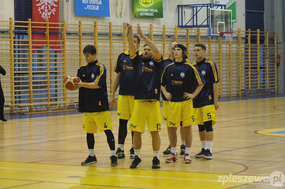 Kosz Pleszew - Polkąty Maximus Kąty Wrocławskie - Zdjęcie główne