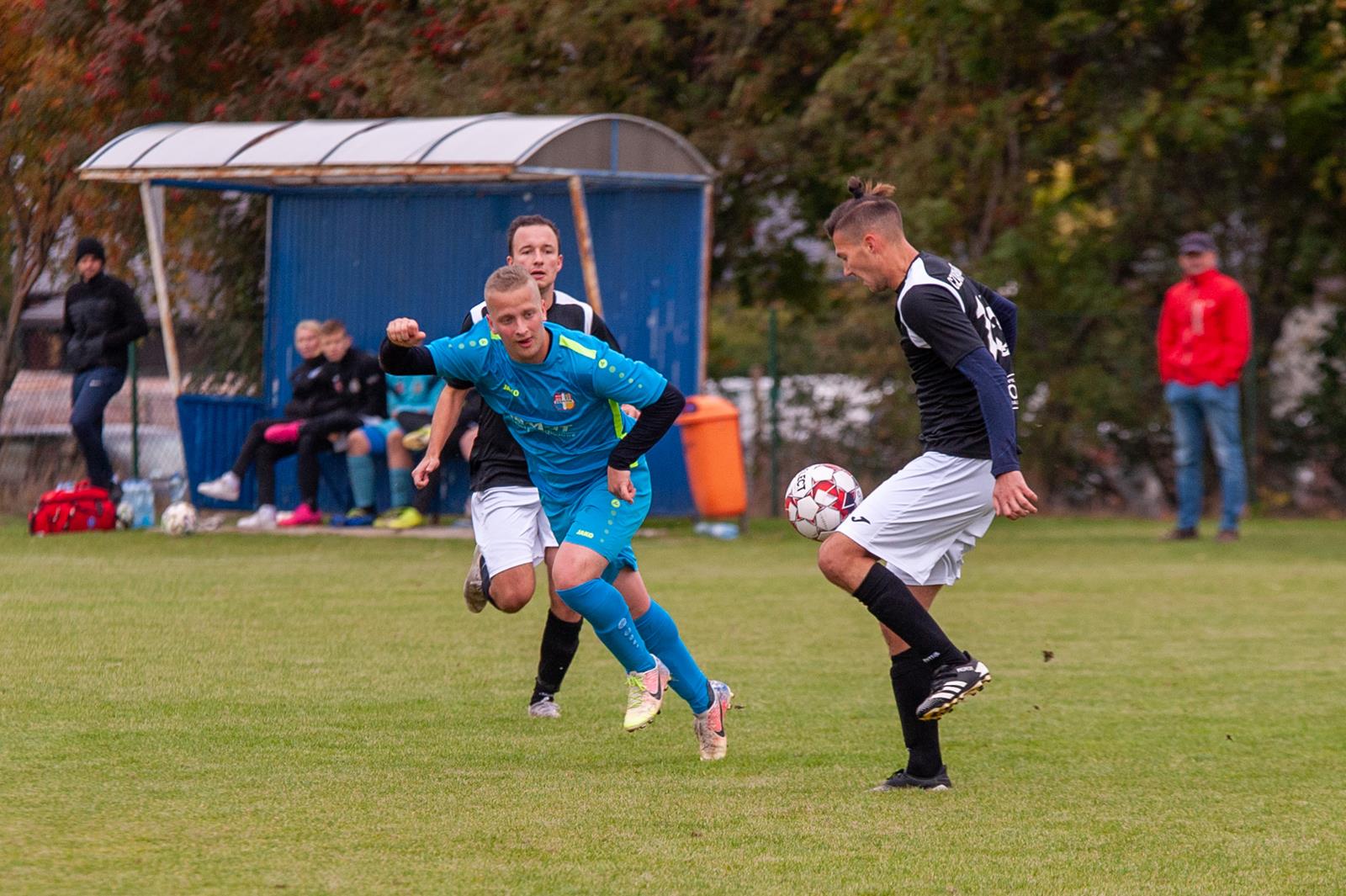 Czarni Dobrzyca - Zębców Ostrów Wlkp. 1:0