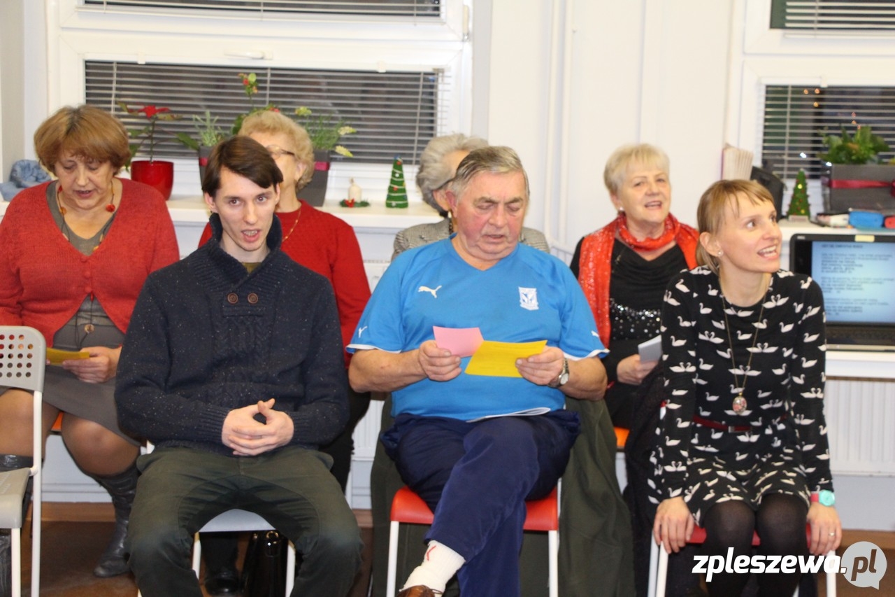 Kolędowanie w CWIO - Zdjęcie główne