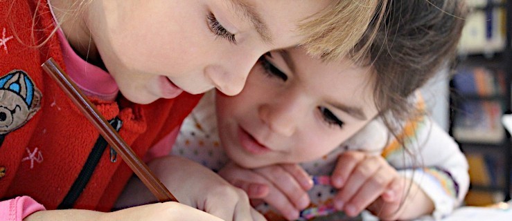 Pleszew. Korzystasz z zasiłku opiekuńczego na dziecko? Zobacz ważną informację z ZUS [WIDEO] - Zdjęcie główne