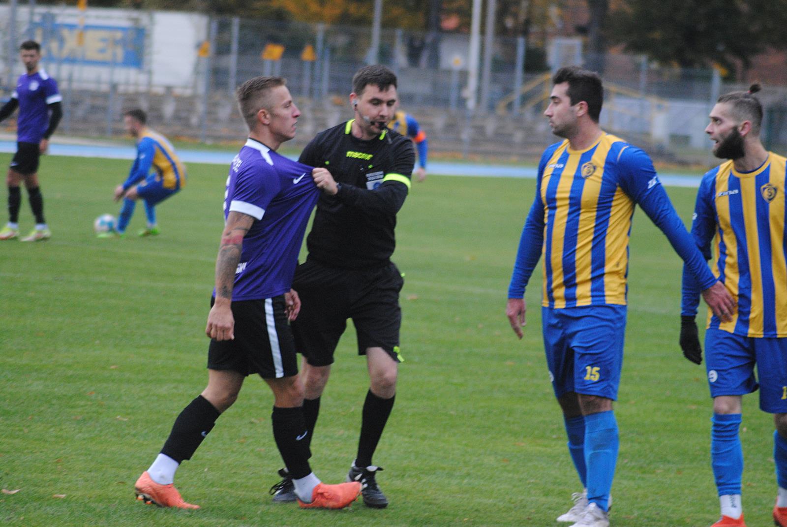 Stal Pleszew - Biały Orzeł Koźmin 2:1