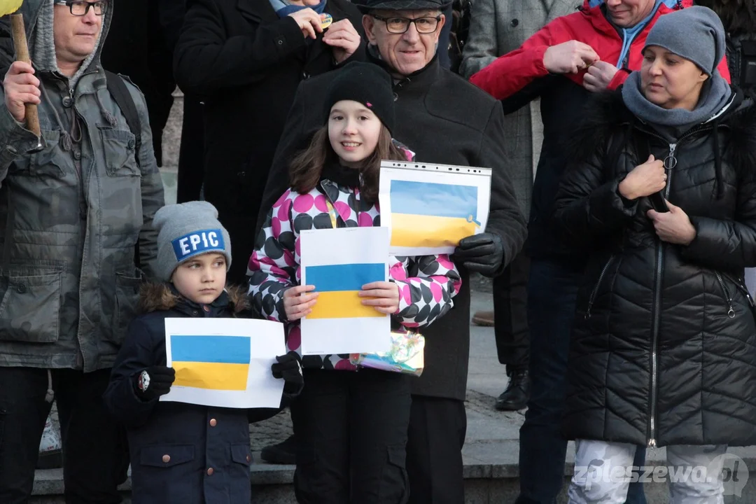 Pleszewianie okazali swoją solidarność z Ukrainą