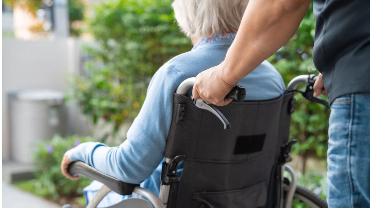 Ponad 200 tysięcy złotych na wsparcie seniorów. Gmina Chocz podpisała istotną umowę
