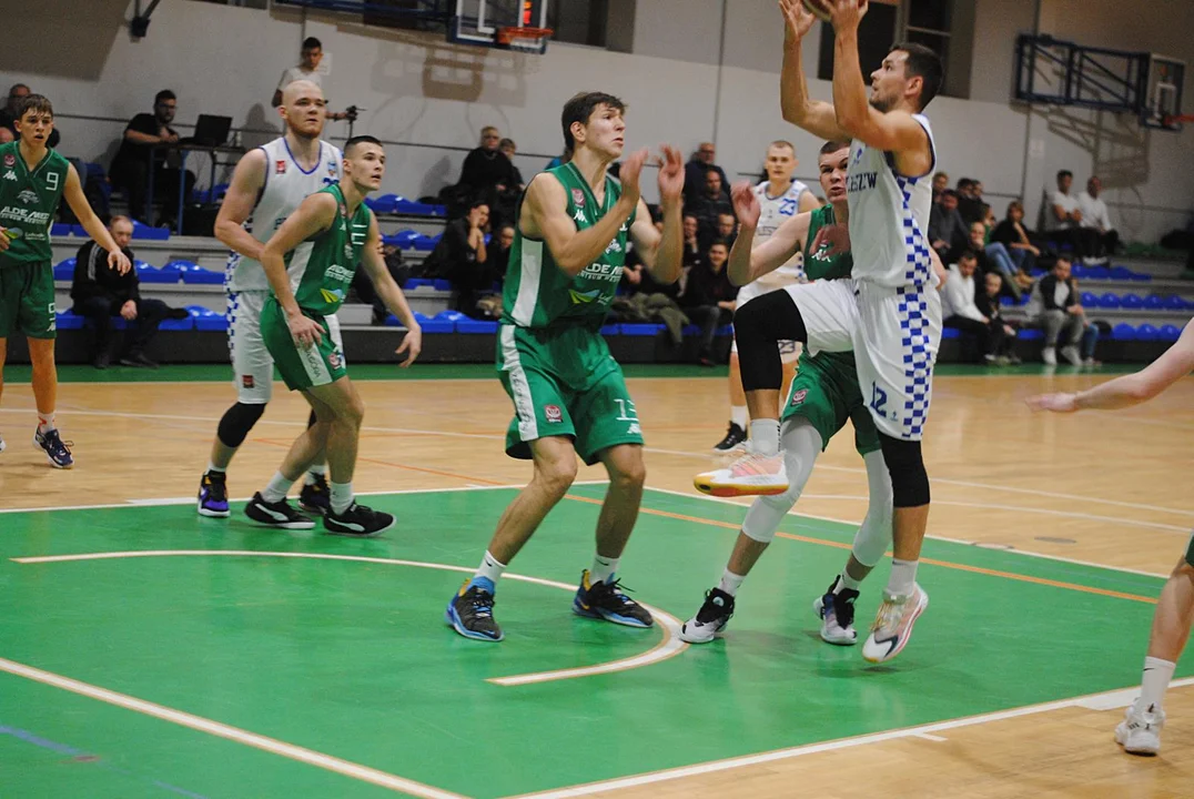 Kosz Kompaktowy Pleszew - Aldemed SKMZastal Zielona Góra 89:75