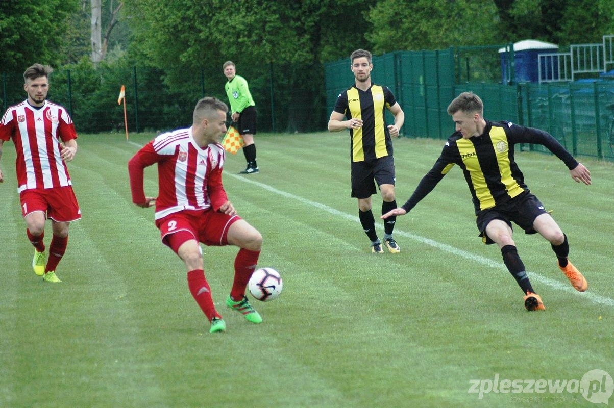 LKS Gołuchów - Ostrovia Ostrów Wlkp. 0:0 - Zdjęcie główne