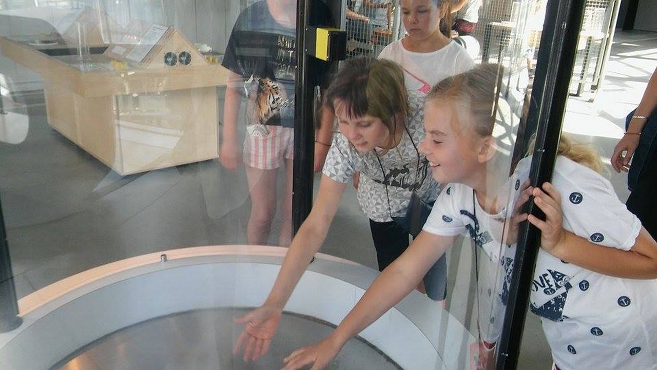 Wycieczka piątka 2 - Zdjęcie główne