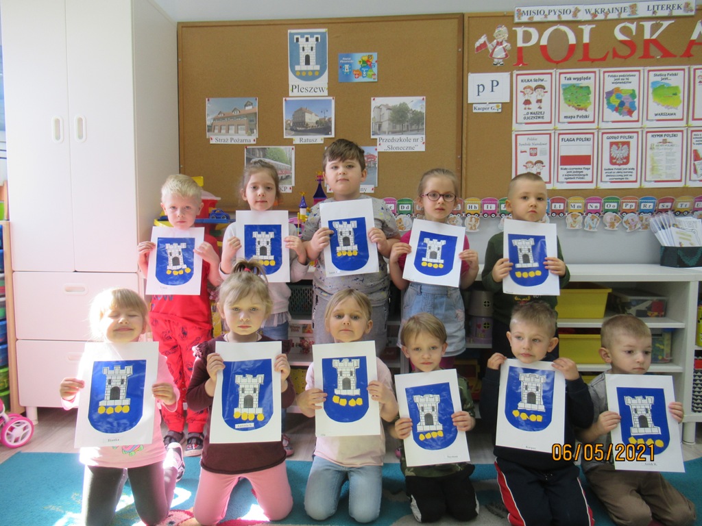 Dzieci z przedszkola "Słoneczne" w Pleszewie wykonały zadania w ramach międzynarodowego projektu edukacyjnego - „Piękna Nasza Polska Cała”.