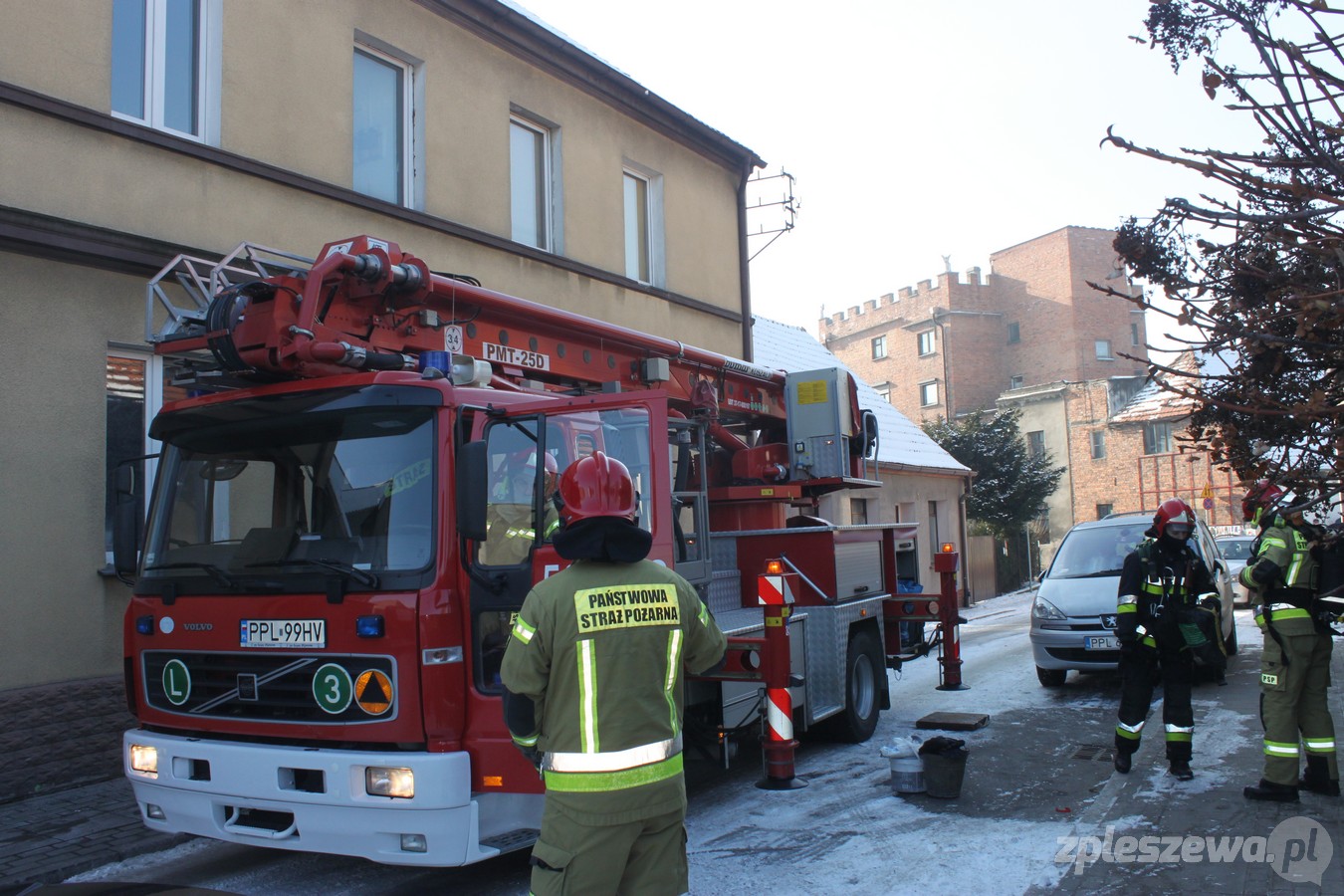 Pożar sadzy na ul. Krzywej w Pleszewie