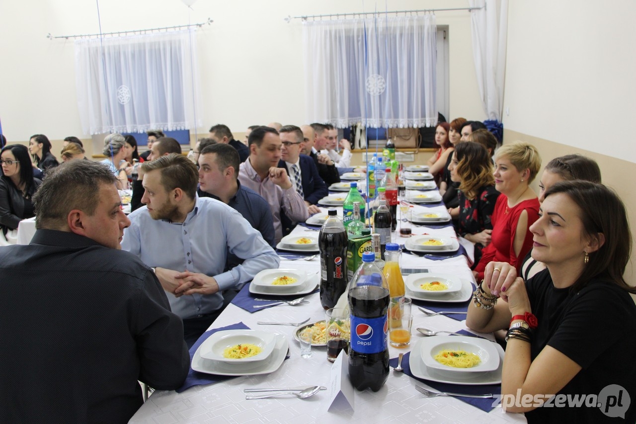 Zabawa karnawałowa w Kowalewie - Zdjęcie główne