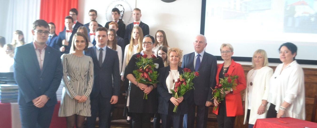 Pleszew. Święto Patrona w LO - Zdjęcie główne