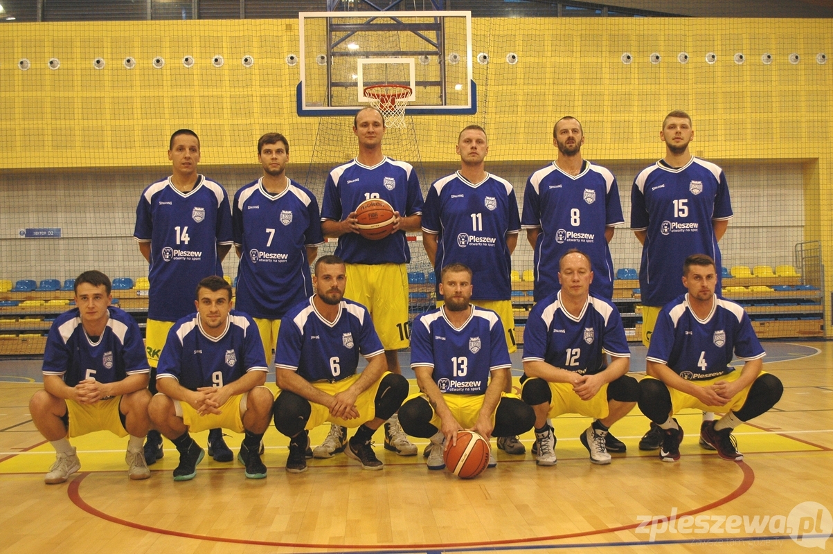 Mecz koszykówki Kosz Pleszew - MKS Otmuchów - Zdjęcie główne