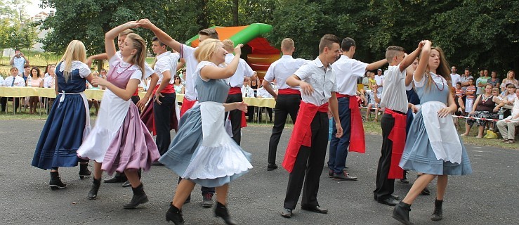 Czermin rozpoczął dożynki na terenie gminy  - Zdjęcie główne