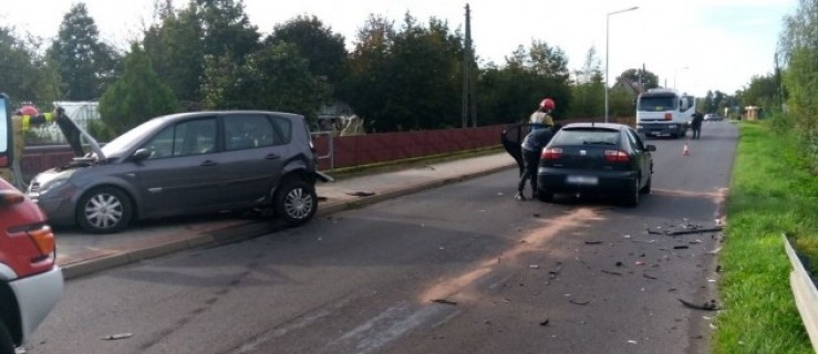 Wypadek w Nowej Wsi. Zderzenie dwóch osobówek! Są ranni! - Zdjęcie główne