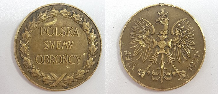 Pleszew. Medal znaleziony na rynku. Poszukiwany właściciel! - Zdjęcie główne