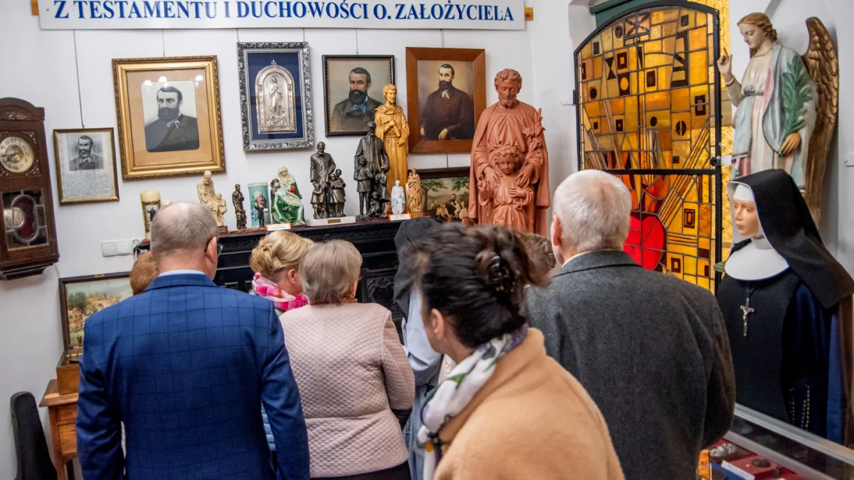 Tutaj kryją się niezwykłe skarby. Wyjątkowy wieczór w muzeum prowadzonym przez siostry służebniczki
