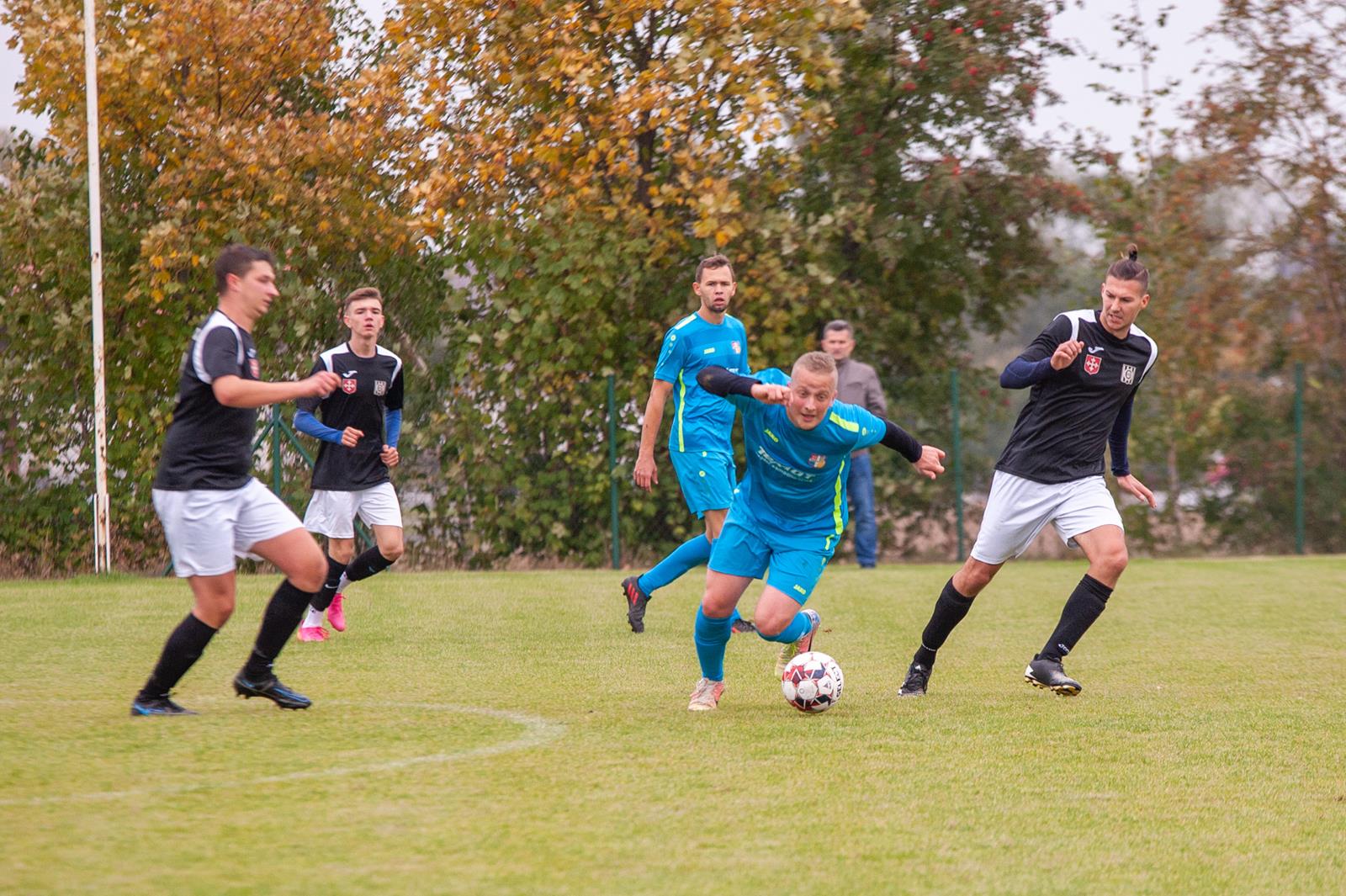 Czarni Dobrzyca - Zębców Ostrów Wlkp. 1:0