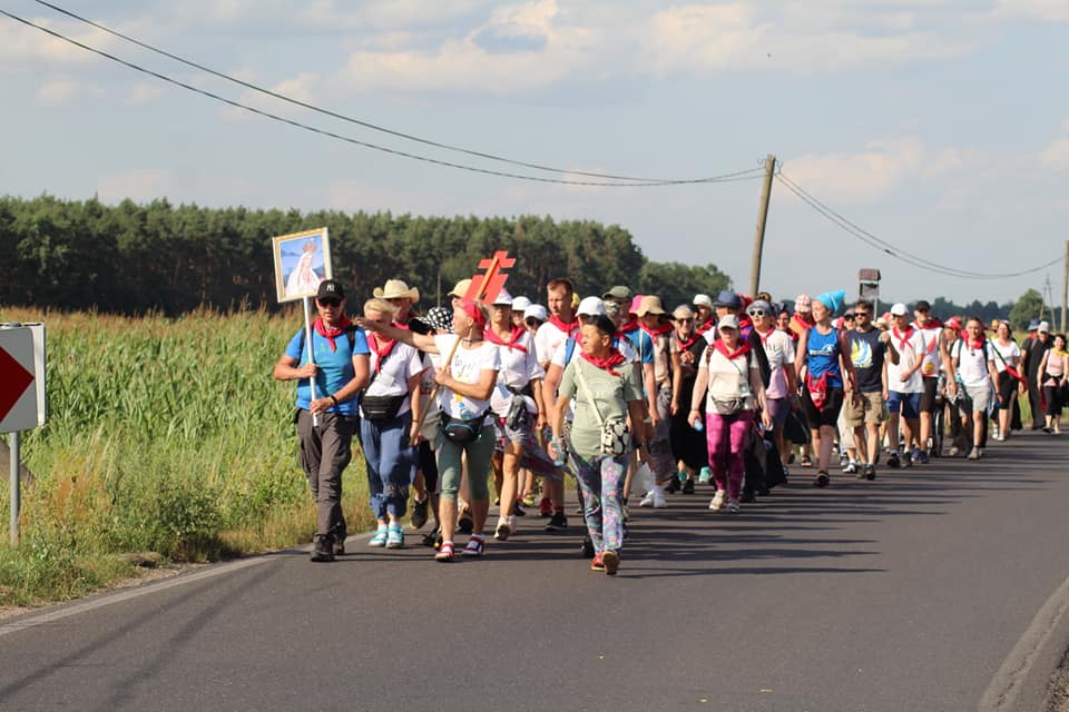 Idą na Jasną Górę - Zdjęcie główne