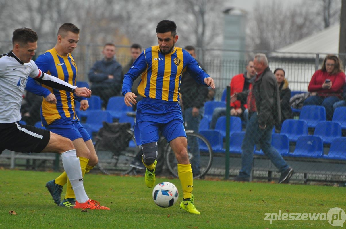 Biały Orzeł Koźmin - Stal Pleszew 0:5 - Zdjęcie główne