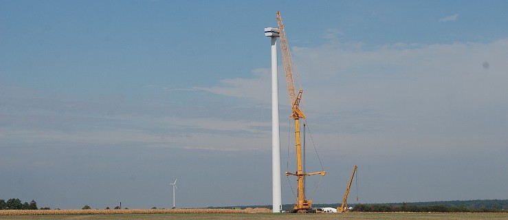Stawiają kolejny wiatrak  - Zdjęcie główne
