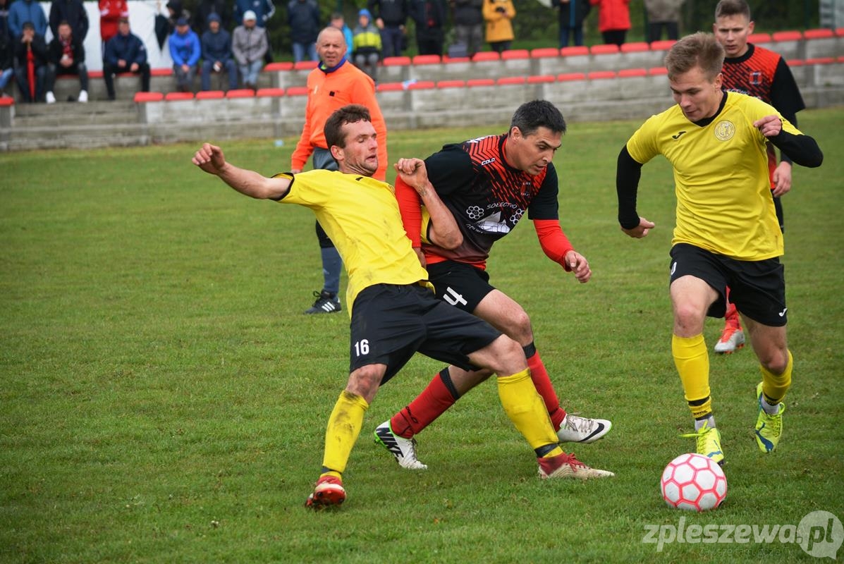Grom Golina - LKS II Gołuchów 0:0 - Zdjęcie główne