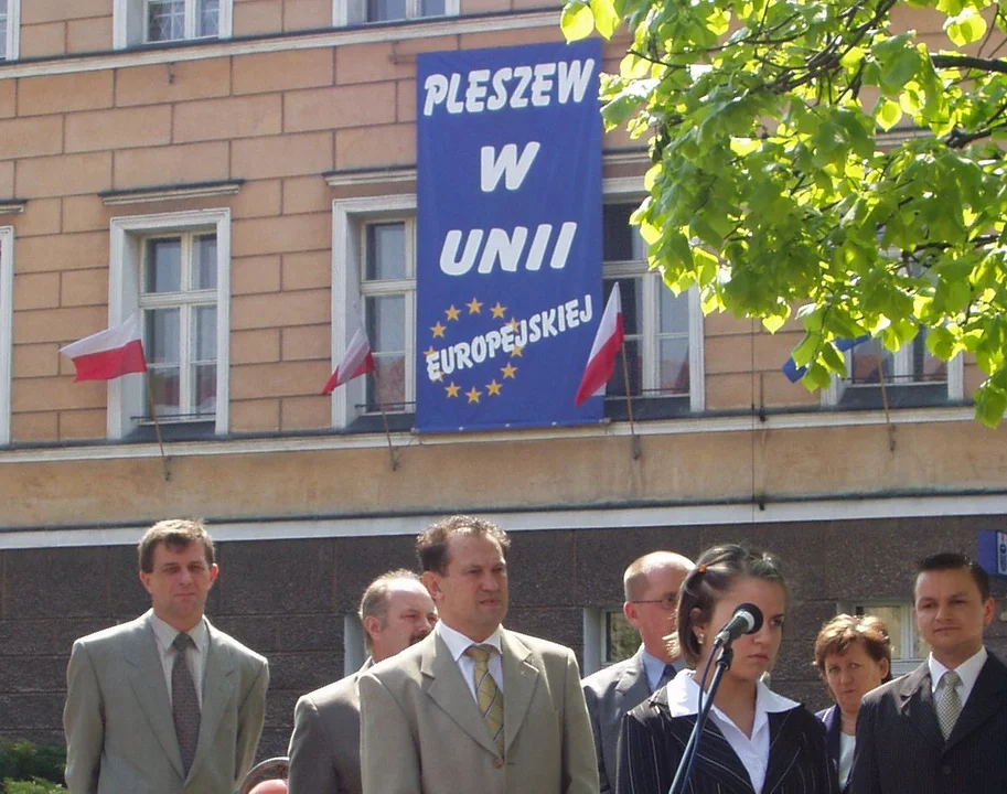 Tak Pleszew wchodził do Unii Europejskiej! [ZDJĘCIA] - Zdjęcie główne