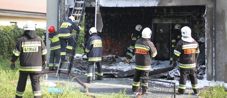 Pożar domu w Lenartowicach [GALERIA] - Zdjęcie główne