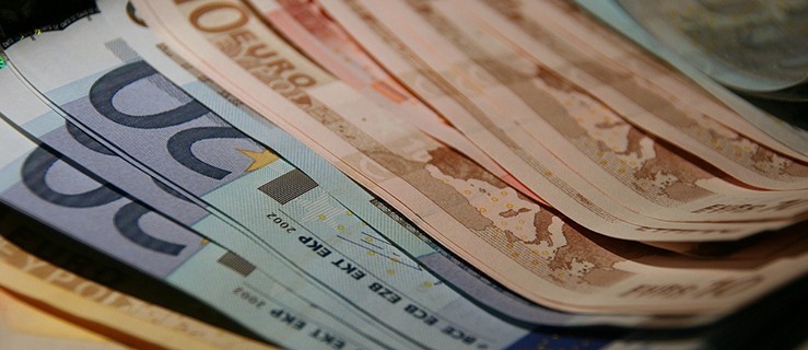 Konta walutowe w euro coraz bardziej popularne wśród Polaków - Zdjęcie główne