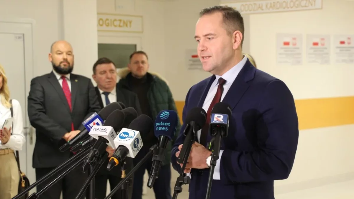 Karol Nawrocki zaprzysiężony na prezydenta. Pierwsza wizyta w Kaliszu i projekt ustawy o CPK