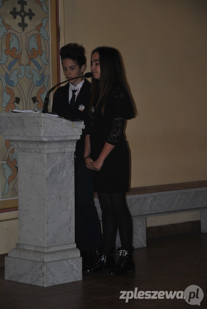 Nadanie imienia... - Zdjęcie główne