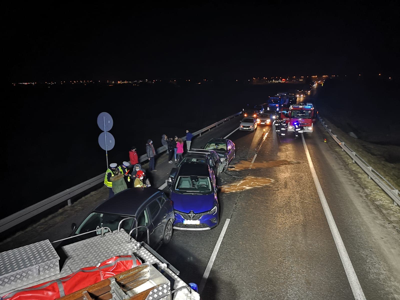 Pleszew. Wypadek na drodze krajowej. Zderzyły się cztery auta - Zdjęcie główne