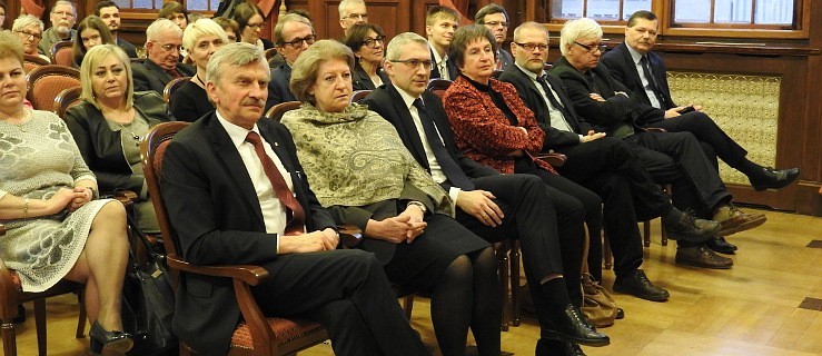 Pleszewianie w gabinecie rektora UAM  - Zdjęcie główne