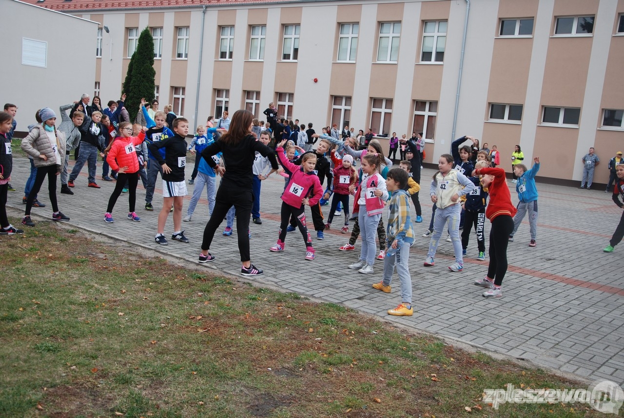 Bieg na 70-lecie Szkoły Podstawowej w Choczu - Zdjęcie główne