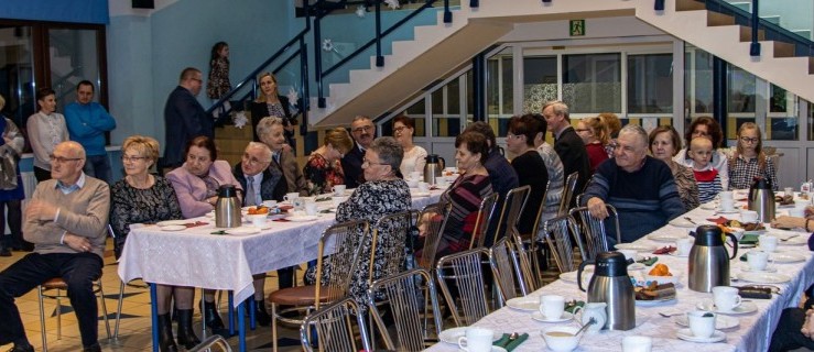 Taczanów Drugi. Niezwykłe spotkanie i warsztaty z okazji Dnia Babci i Dziadka - Zdjęcie główne