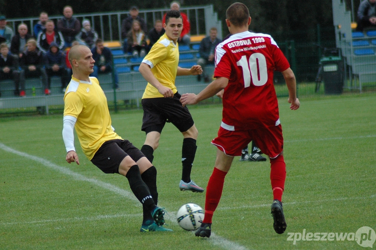 LKS Gołuchów - Ostrovia Ostrów Wlkp. - Zdjęcie główne