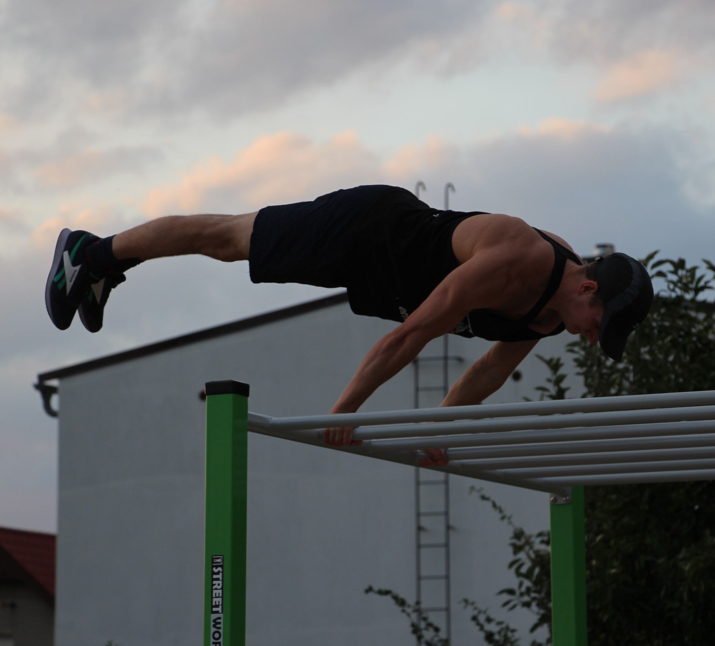 Święto kalisteniki w Nowym Świecie. Strefa street workout już otwarta [ZDJĘCIA] - Zdjęcie główne