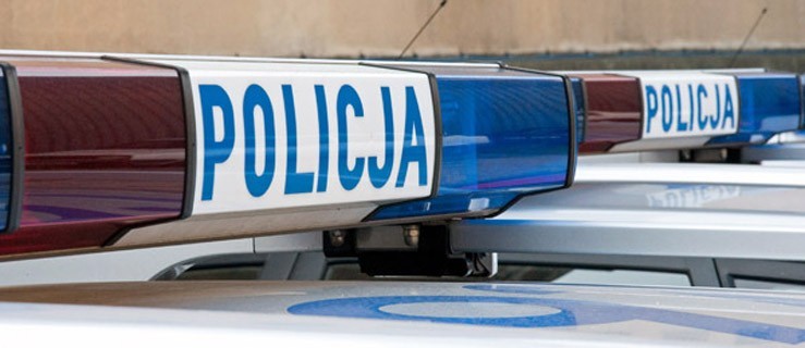 Gmina Pleszew. Nie chciał zachować odstępu w kolejce pod sklepem. Przyjechała policja. I... - Zdjęcie główne