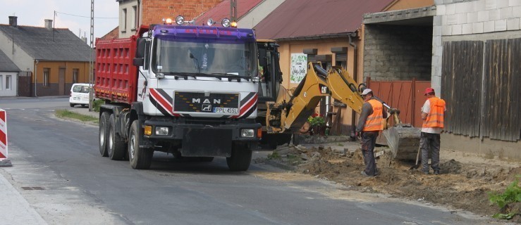 Prace w centrum na ukończeniu - Zdjęcie główne