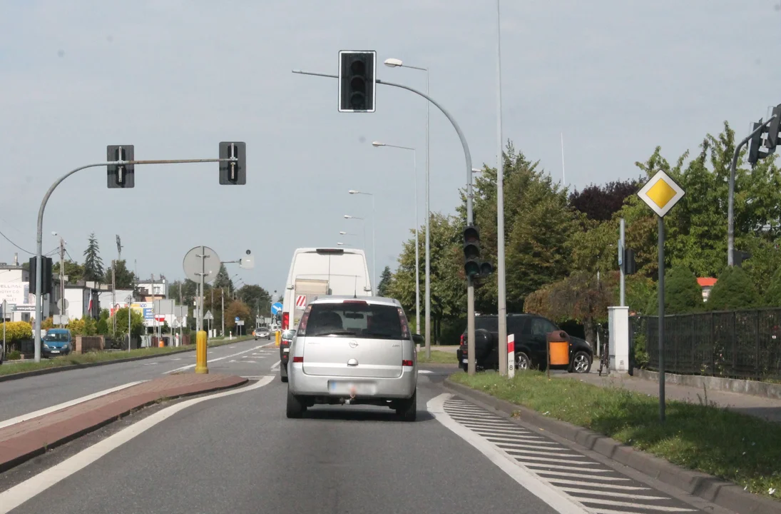 Dlaczego nie działają światła na skrzyżowaniu ul. Poznańskiej i Zachodniej w Pleszewie? Mamy odpowiedź GDDKiA - Zdjęcie główne