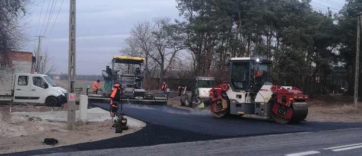 Pojadą nowym asfaltem - Zdjęcie główne