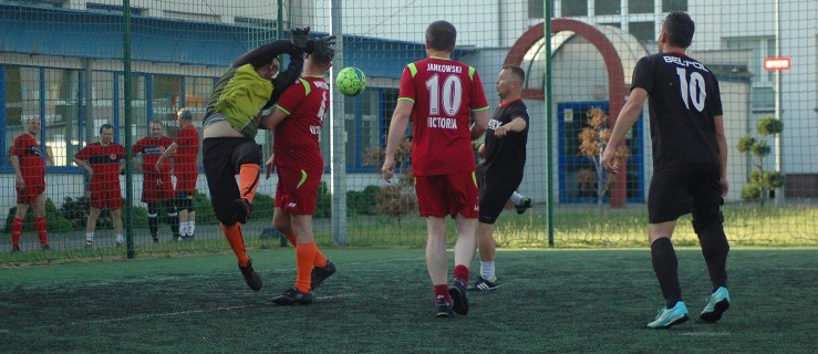 Rozgrywki Lider Oldboys Cup 35+ na półmetku - Zdjęcie główne