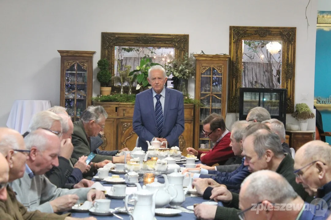 Pleszew. Spotkanie Zasłużonych Dla Ziemi Pleszewskiej [ZDJĘCIA] - Zdjęcie główne