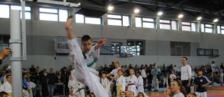 Turniej taekwondo trwa - Zdjęcie główne