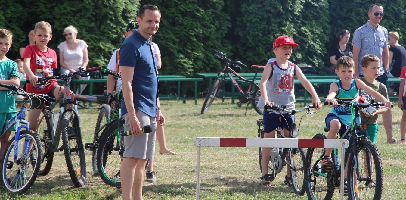 Pleszew. Festyn Osiedla Wojska Polskiego - Zdjęcie główne